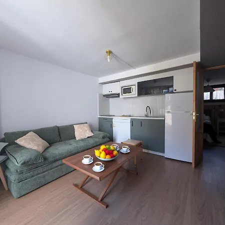 Pilar Chimenea Vistas Wifi Esquí Apartamento *