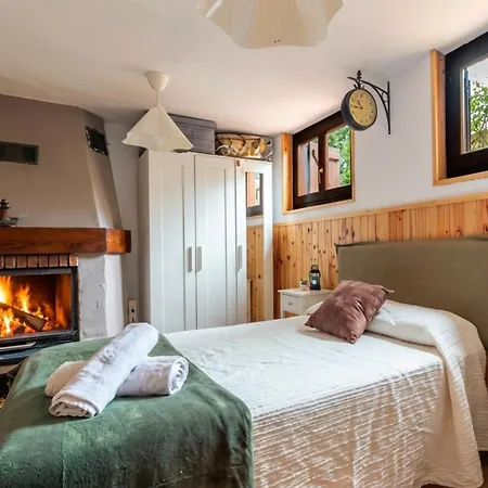 Pilar Chimenea Vistas Wifi Esquí